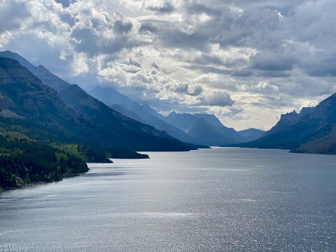 Picture 9 of Upper Waterton Lookout