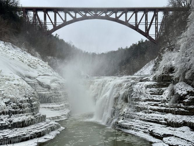 Default image for Upper & Middle Falls (Letchworth Gorge), a 0.9-mile trail in Portageville, NY (US)