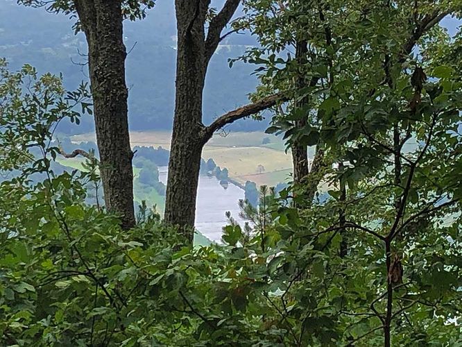 Default image for Veach Gap and Three Dog Point Hike, a 4.5-mile trail in Seven Fountains, VA (US)