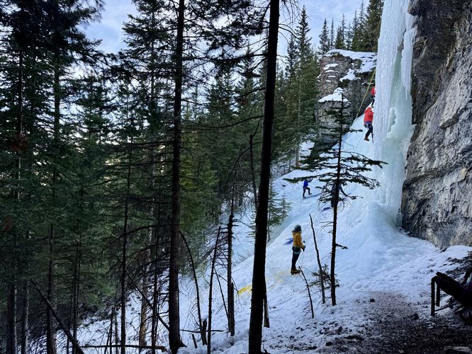 Picture 38 of Wedge Smears Trail and Ice Climb