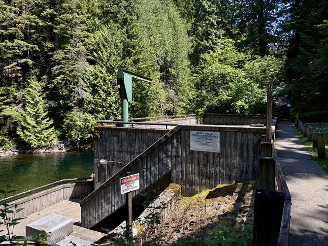 Weeks Falls hydroelectric project building