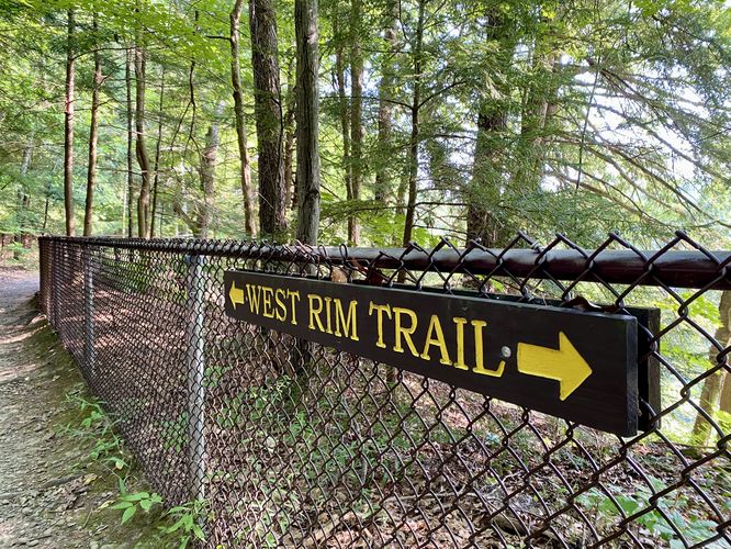 West Rim Trail sign at Stony Brook State Park
