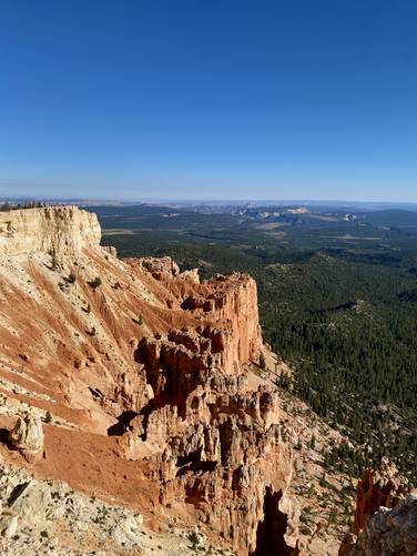 Eastward view from Yovimpa Point at Bryce Canyon National Park